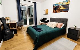 Aura Grand Apartament